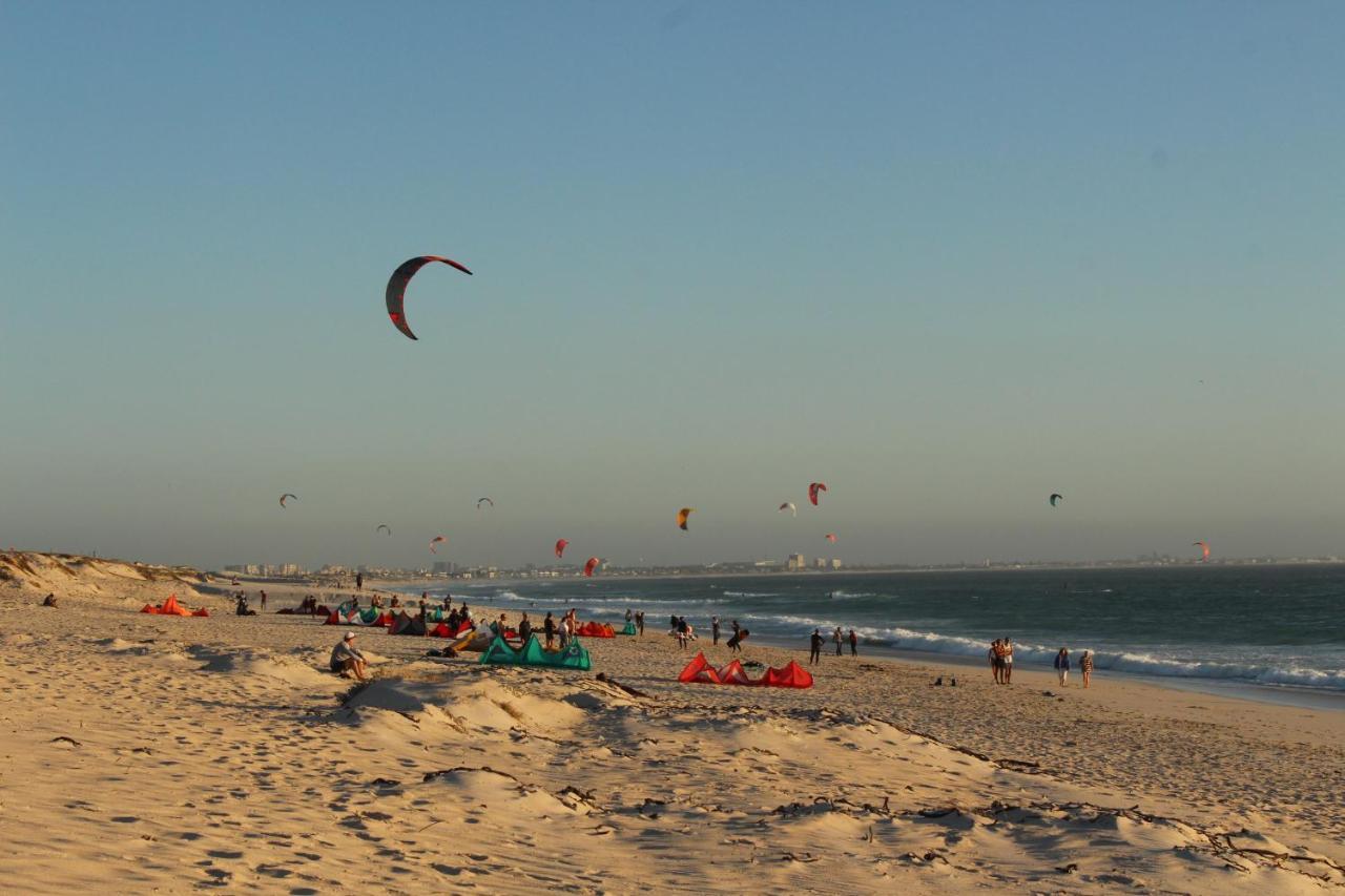 Beach Daze Lägenhet Bloubergstrand Exteriör bild